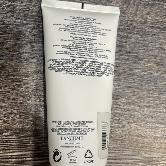 Lancome crème radiance creamy foam face cleanser - Picture 4 of 5